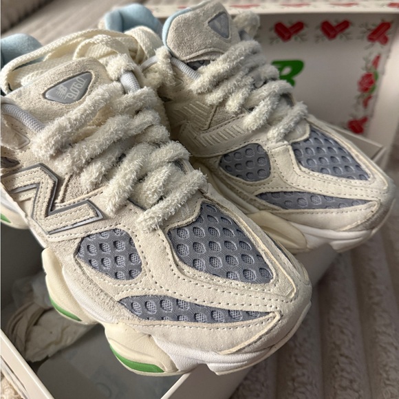 NEW BALANCE X BRICK & WOOD 9060s LIKE NEW - Picture 4 of 6